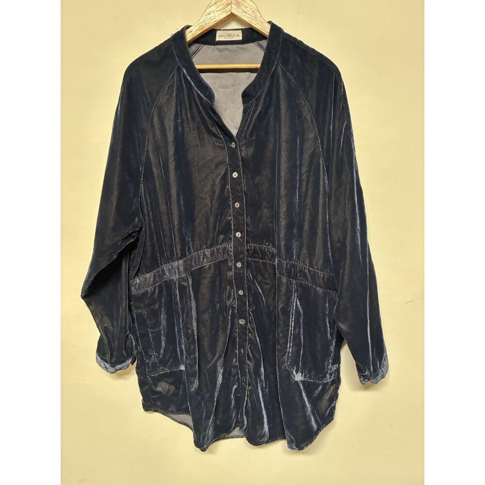 Washed Velvet Button-Front Tunic Top - Black/Blue